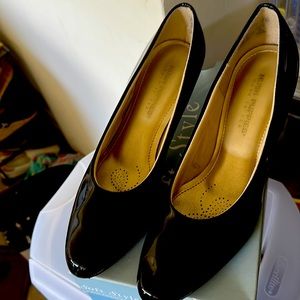 Military Dress pumps
